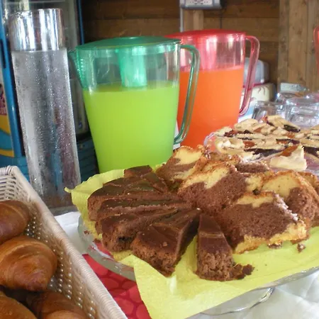 Bed & Breakfast Pina 4*