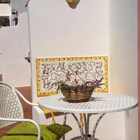 Pina 4*
